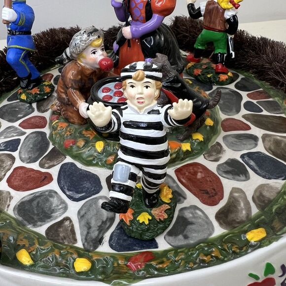 DEPT 56 BOBBING FOR APPLES Halloween Festival Spooky Village Accessories in Box - Picture 3 of 14